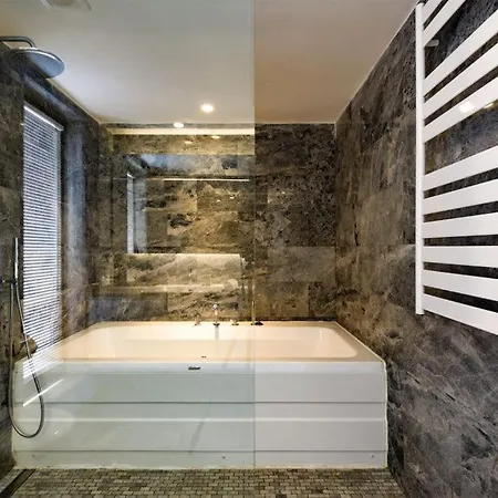 Hotel White House 4*