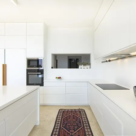 White House فندق