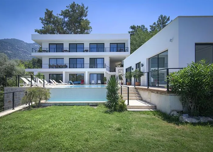 White House מלון פאטהיה