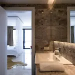 White House Hotel 4*