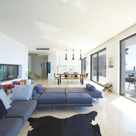 Hotel White House 4*